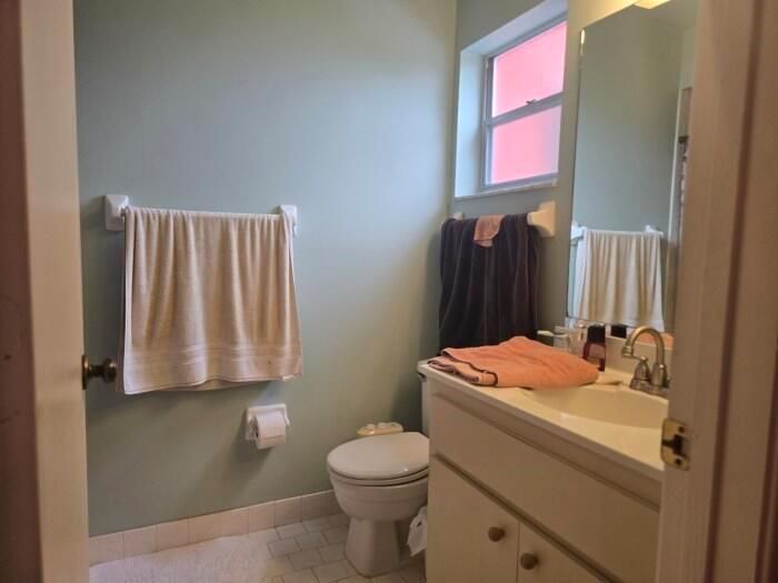 Main Bedroom bathroom
