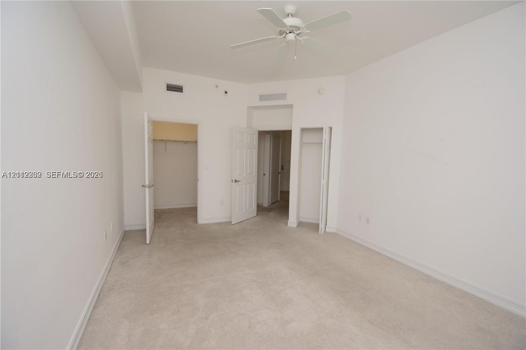 For Rent: $2,290 (1 beds, 1 baths, 836 Square Feet)