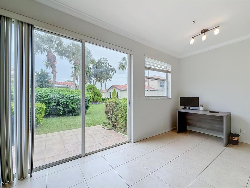11734 NW 47th Drive-46