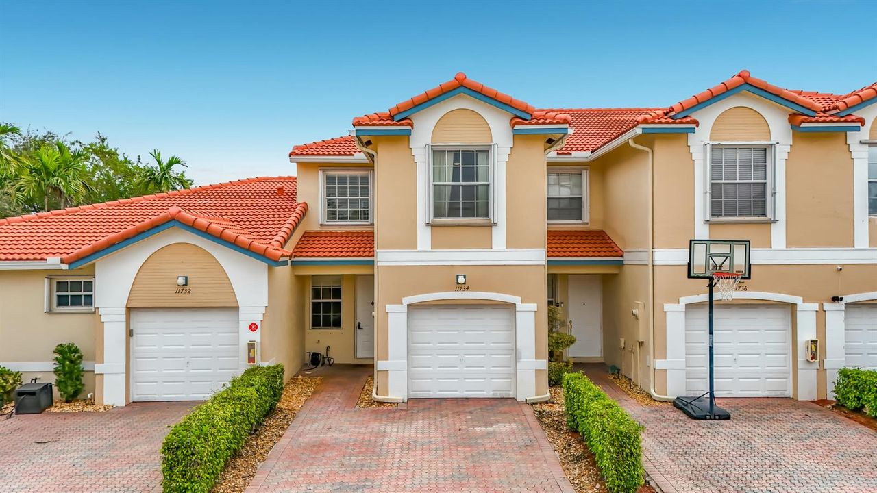 11734 NW 47th Drive-13
