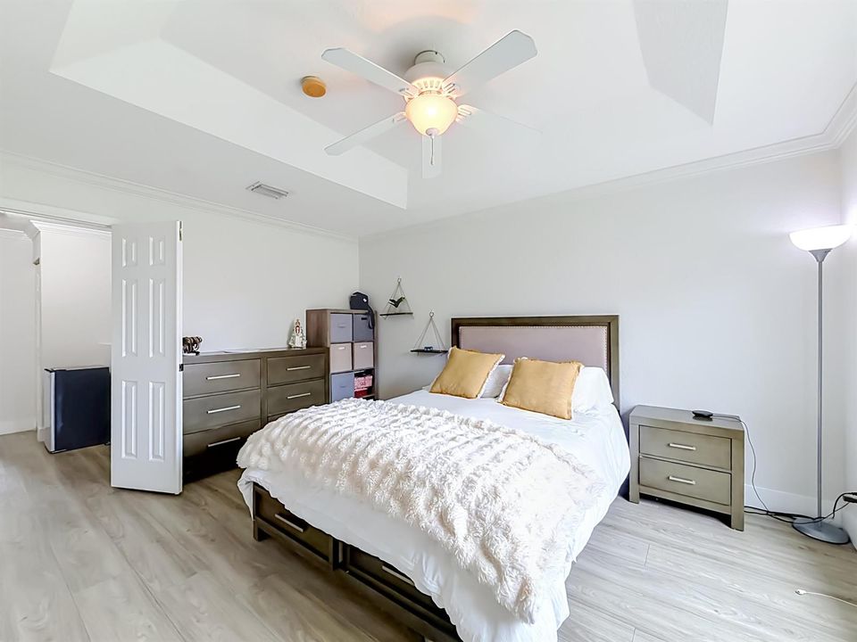 11734 NW 47th Drive-60