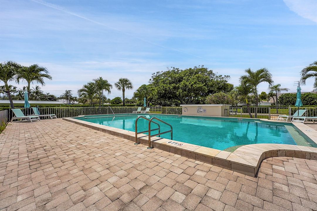 Waterway Beach Comm Pool
