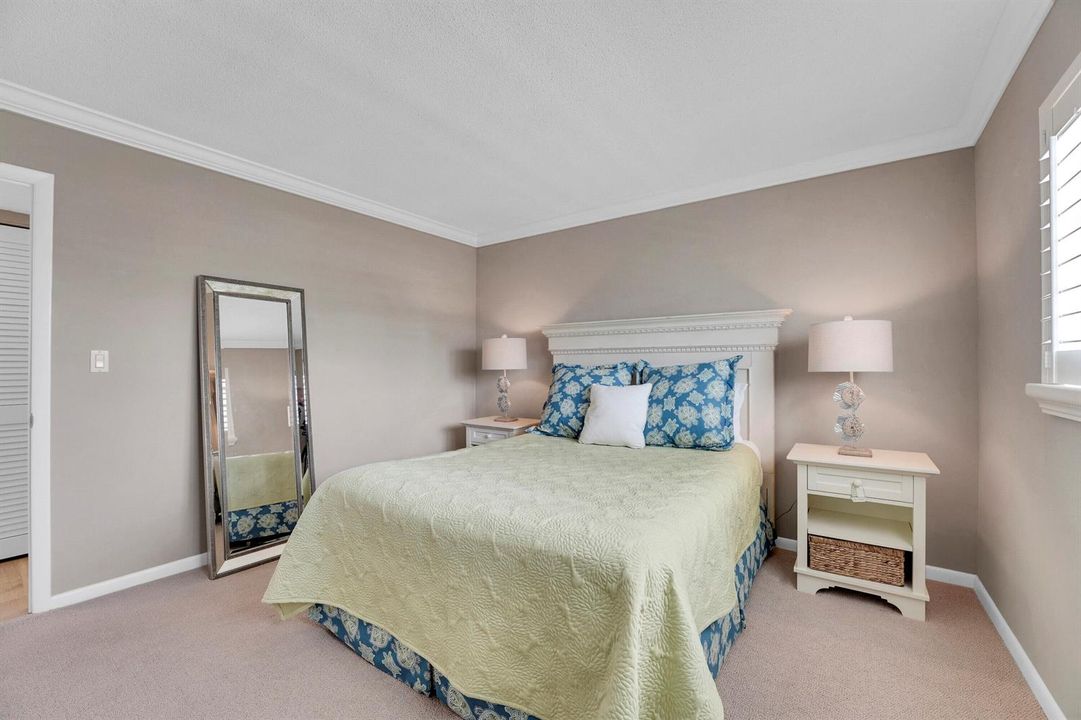 306 Guest Bedroom