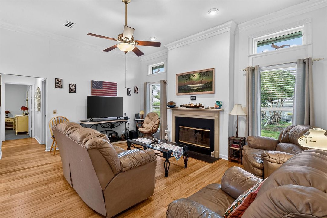 6508KingsHwy(15)