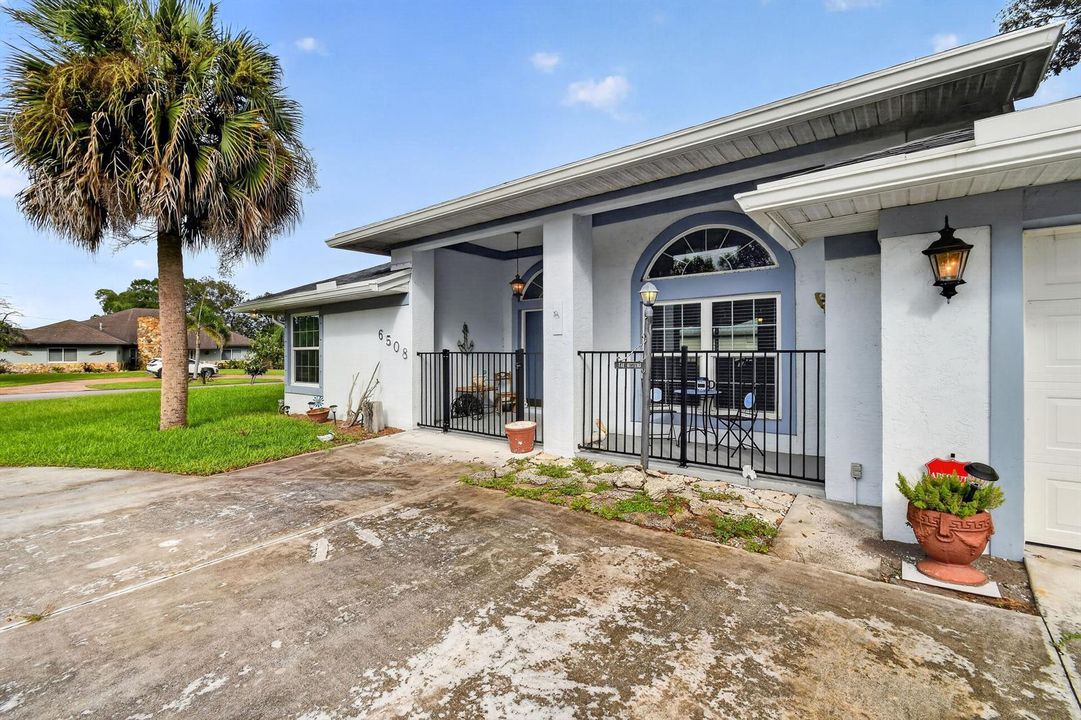6508KingsHwy(4)