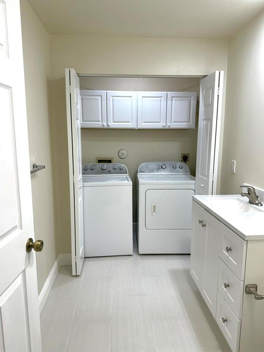 Laundry Room - Half bathroom