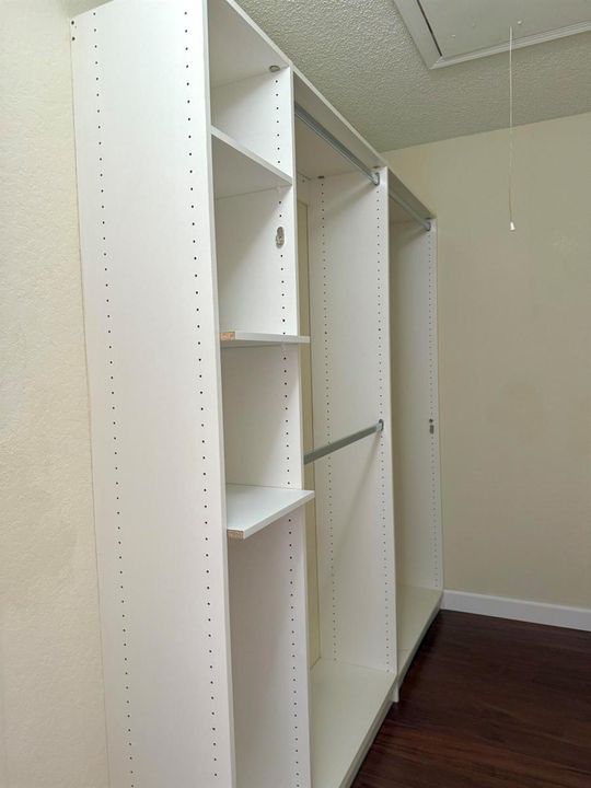 Walk-in Closet