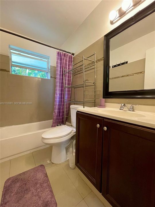 For Rent: $1,590 (1 beds, 1 baths, 675 Square Feet)
