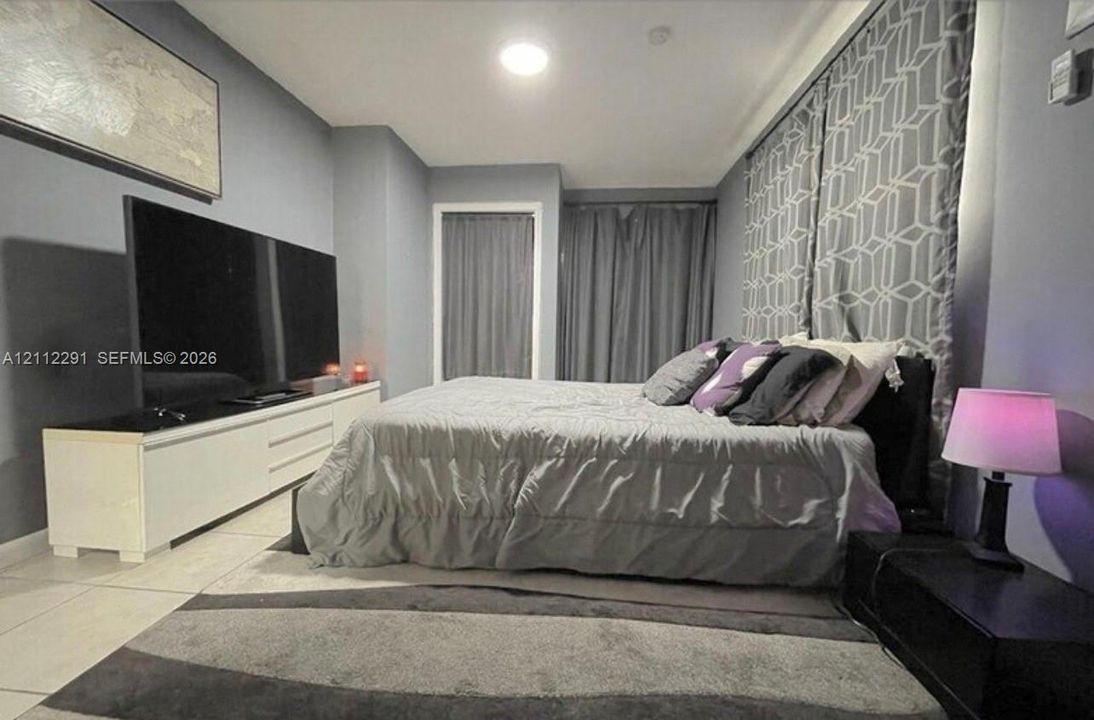 For Rent: $1,590 (1 beds, 1 baths, 675 Square Feet)
