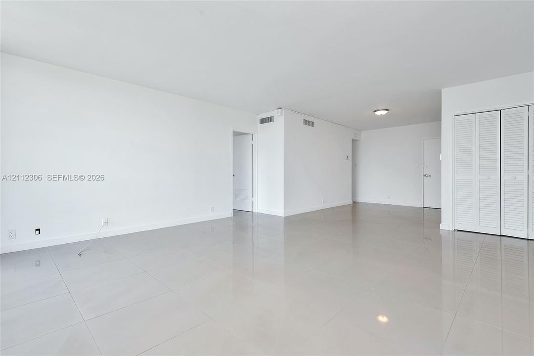 На продажу: $449,000 (1 спален, 1 ванн, 962 Квадратных фут)