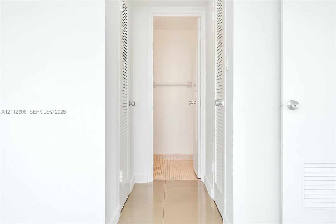 На продажу: $449,000 (1 спален, 1 ванн, 962 Квадратных фут)