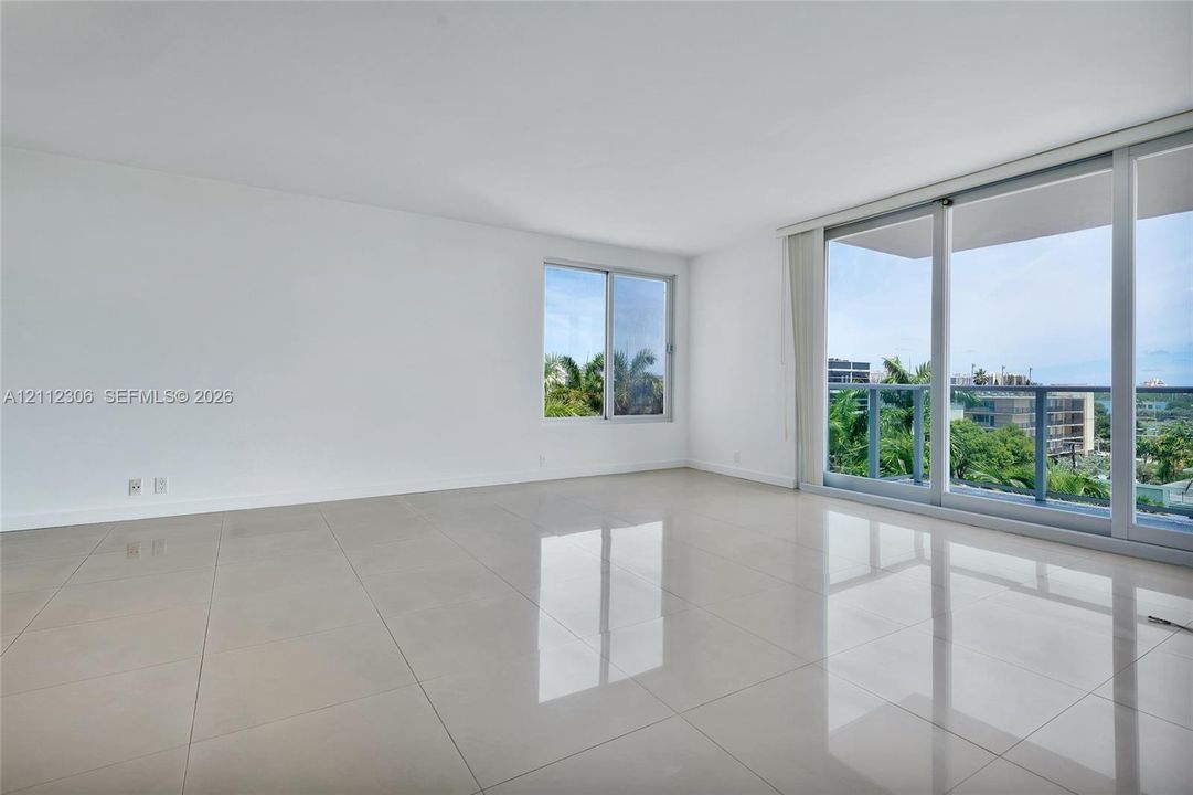 На продажу: $449,000 (1 спален, 1 ванн, 962 Квадратных фут)