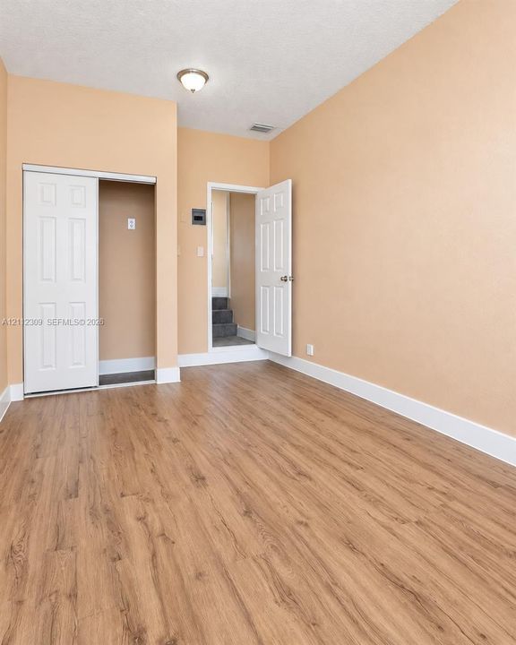 For Rent: $3,650 (3 beds, 2 baths, 1322 Square Feet)
