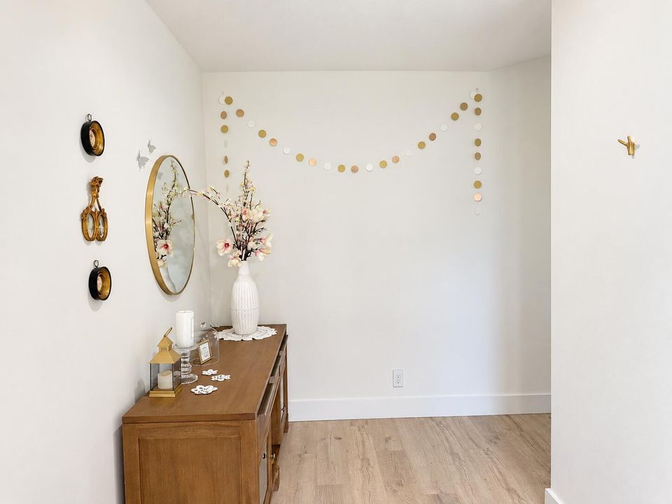 Foyer Entry
