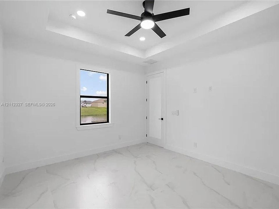 En Venta: $425,000 (3 camas, 2 baños, 0 Pies cuadrados)