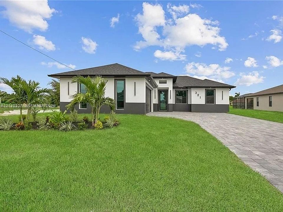 En Venta: $425,000 (3 camas, 2 baños, 0 Pies cuadrados)