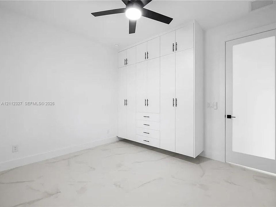 En Venta: $425,000 (3 camas, 2 baños, 0 Pies cuadrados)