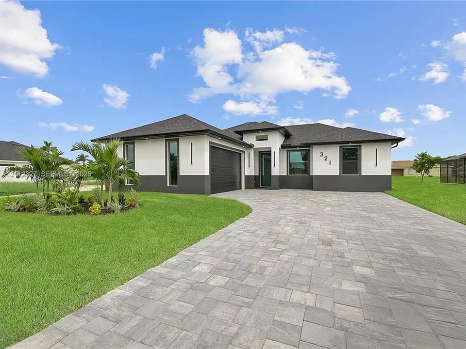 En Venta: $425,000 (3 camas, 2 baños, 0 Pies cuadrados)