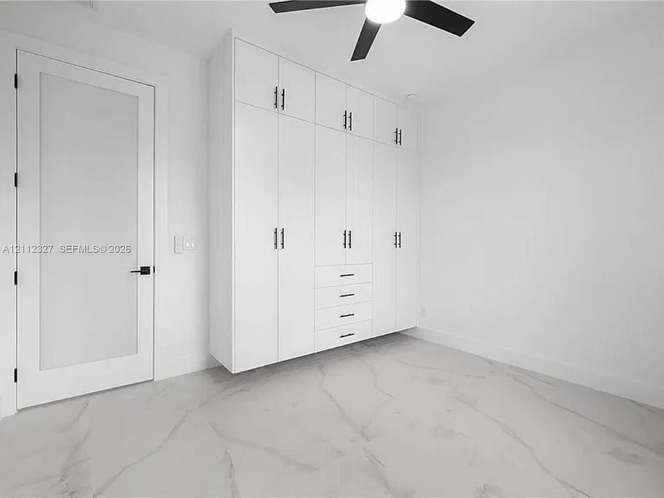 En Venta: $425,000 (3 camas, 2 baños, 0 Pies cuadrados)