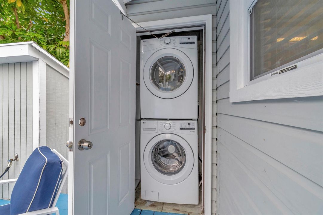 washer & dryer