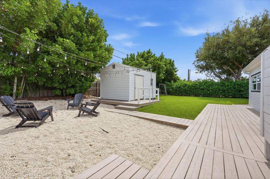 Pit, Shed & Deck