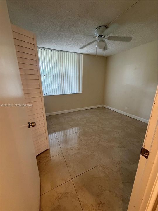 For Rent: $2,075 (2 beds, 2 baths, 979 Square Feet)