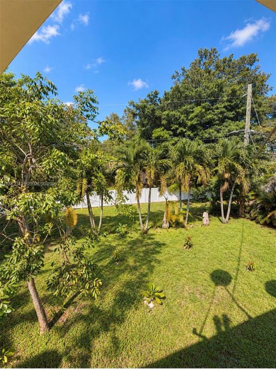For Rent: $1,800 (2 beds, 1 baths, 5430 Square Feet)