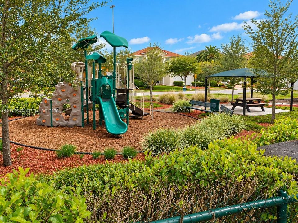 For Rent: $3,900 (3 beds, 2 baths, 1748 Square Feet)