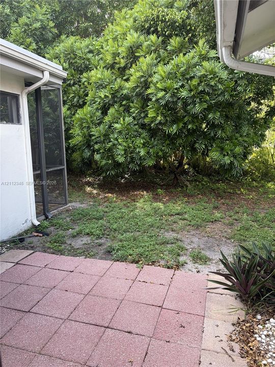 For Rent: $3,650 (3 beds, 2 baths, 3733 Square Feet)