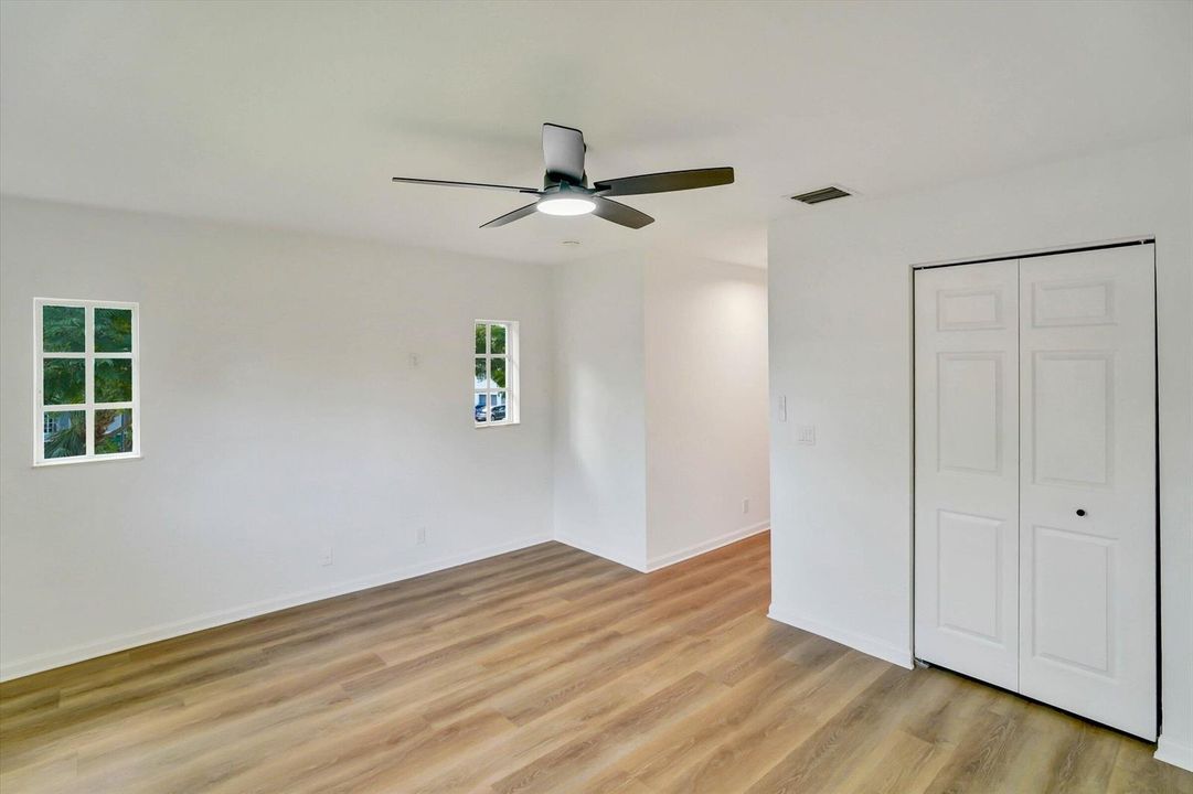 20-3495 NW 14th Ct-20