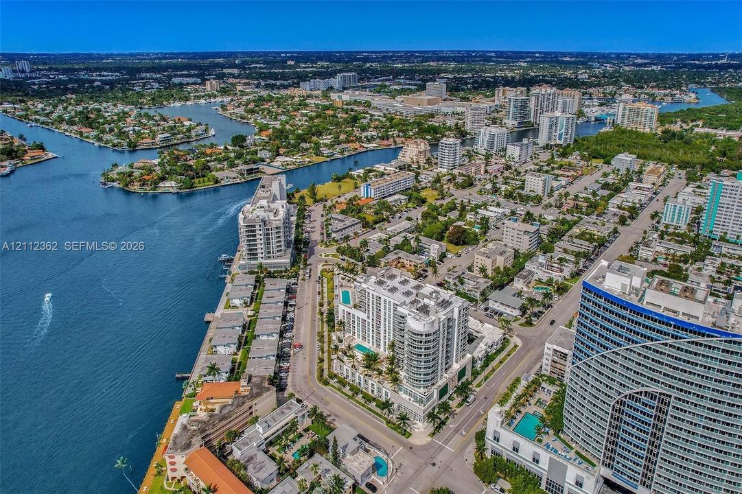 En Venta: $698,500 (1 camas, 1 baños, 826 Pies cuadrados)