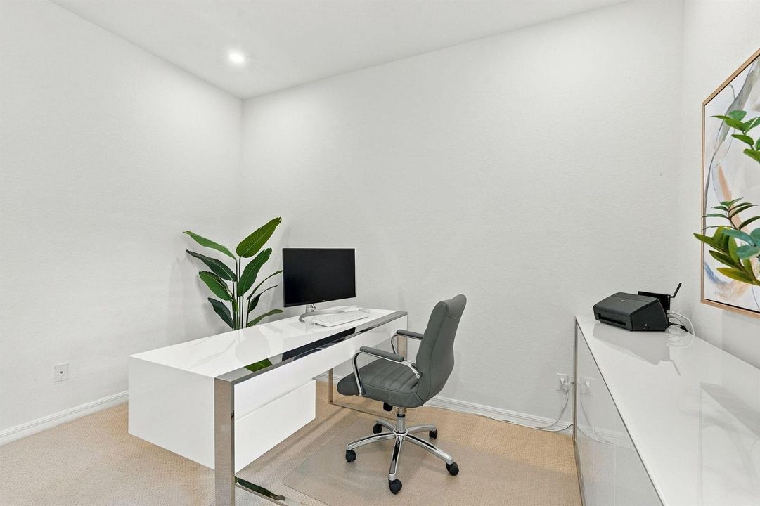 2-web-or-mls-198_Umbrella_Place_002