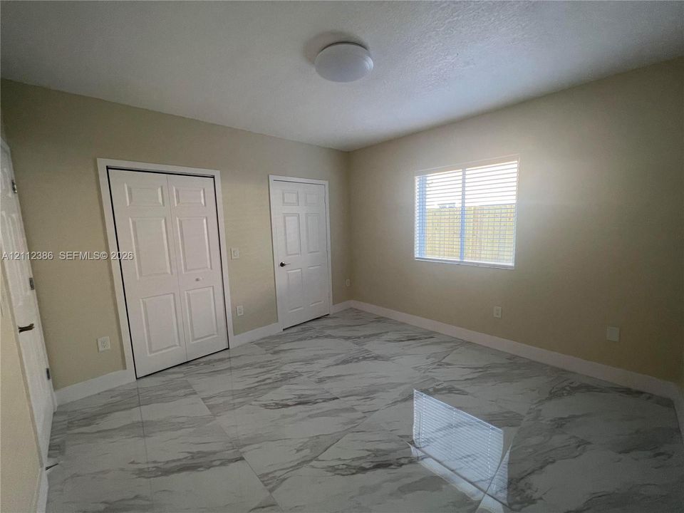 For Rent: $2,700 (3 beds, 2 baths, 1018 Square Feet)
