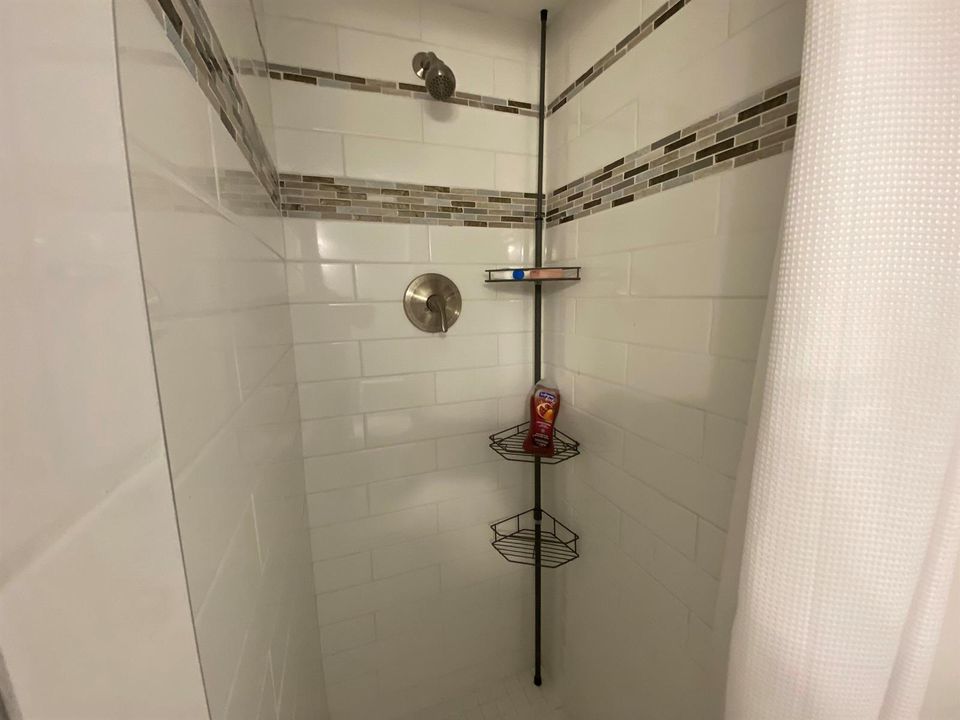 2nd Full Bath 3
