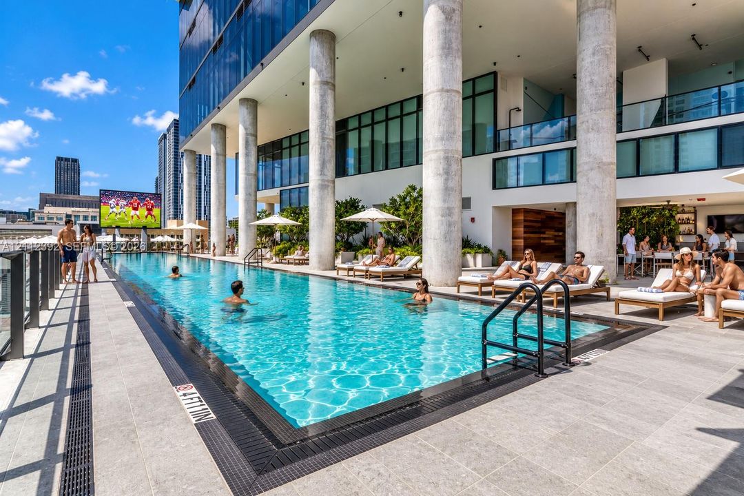 En Venta: $890,000 (1 camas, 2 baños, 665 Pies cuadrados)