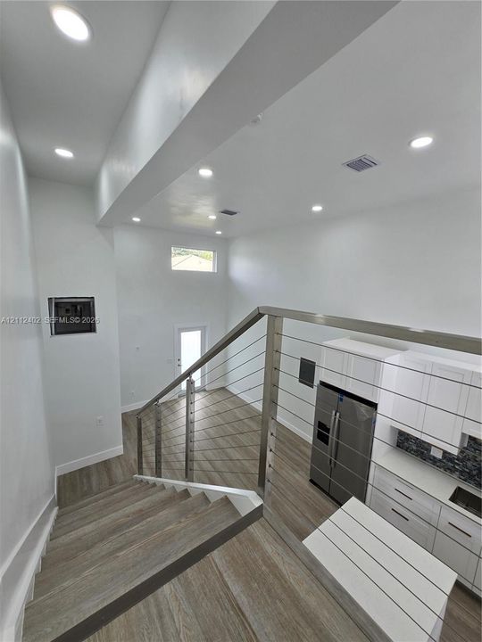 For Rent: $3,350 (2 beds, 2 baths, 2793 Square Feet)