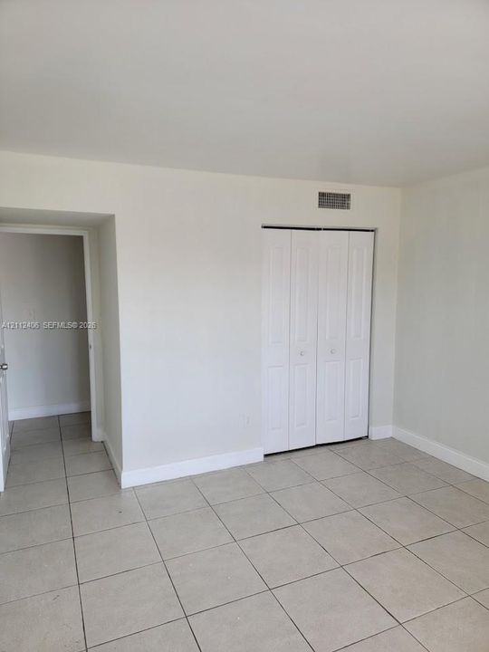 For Rent: $2,300 (2 beds, 2 baths, 1060 Square Feet)
