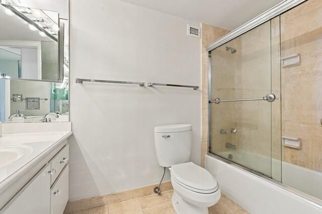Primary Bathoom