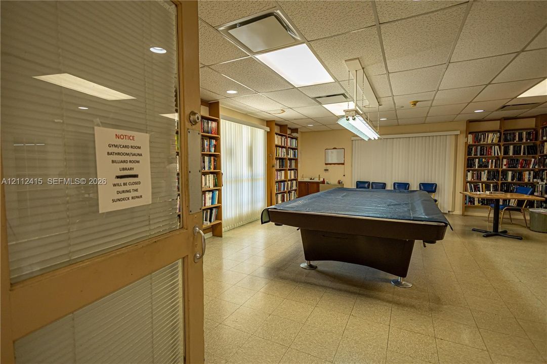 For Sale: $75,000 (1 beds, 1 baths, 883 Square Feet)