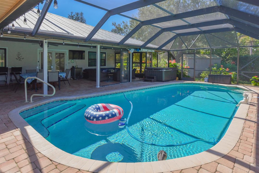 Heated Pool and Spacious lanai