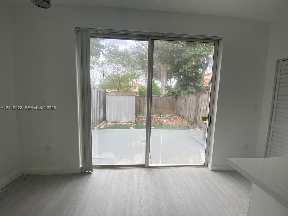 For Sale: $445,000 (3 beds, 2 baths, 1260 Square Feet)