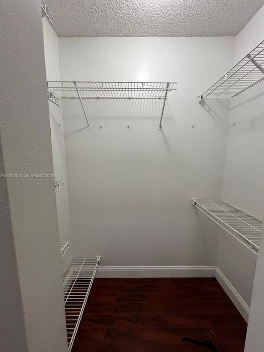 For Rent: $3,500 (3 beds, 2 baths, 1693 Square Feet)