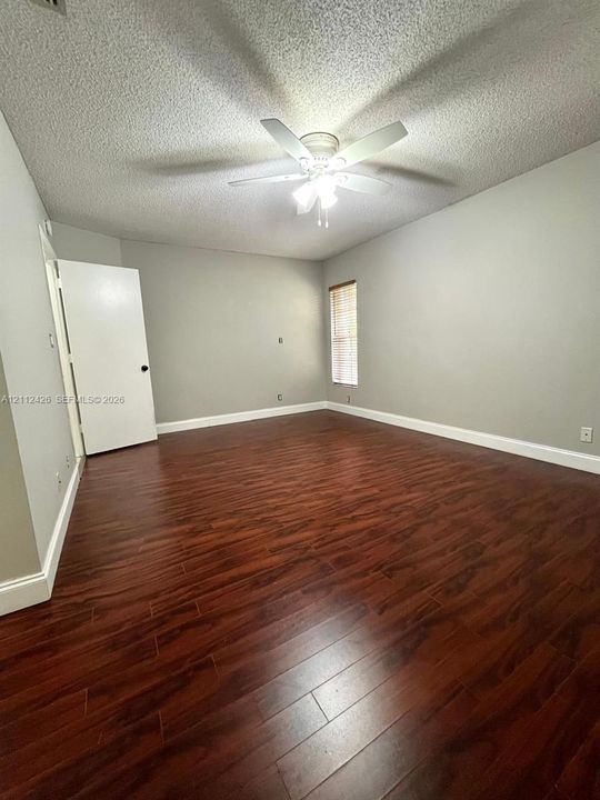 For Rent: $3,500 (3 beds, 2 baths, 1693 Square Feet)