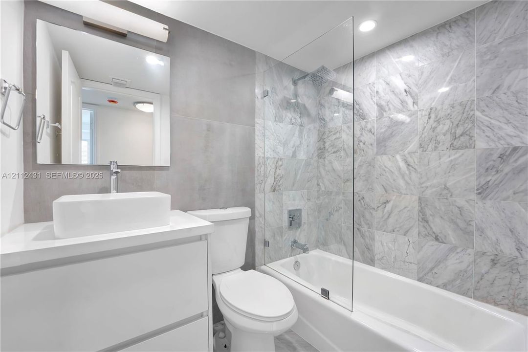 2nd bathroom