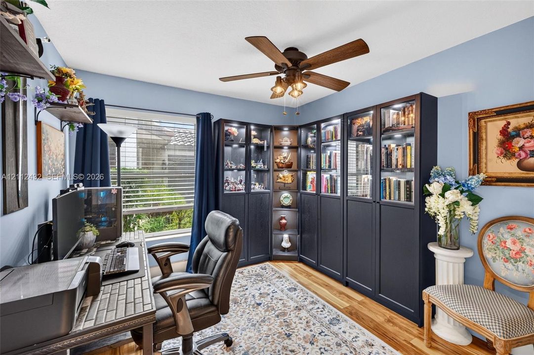 Wood-look flooring, guest room