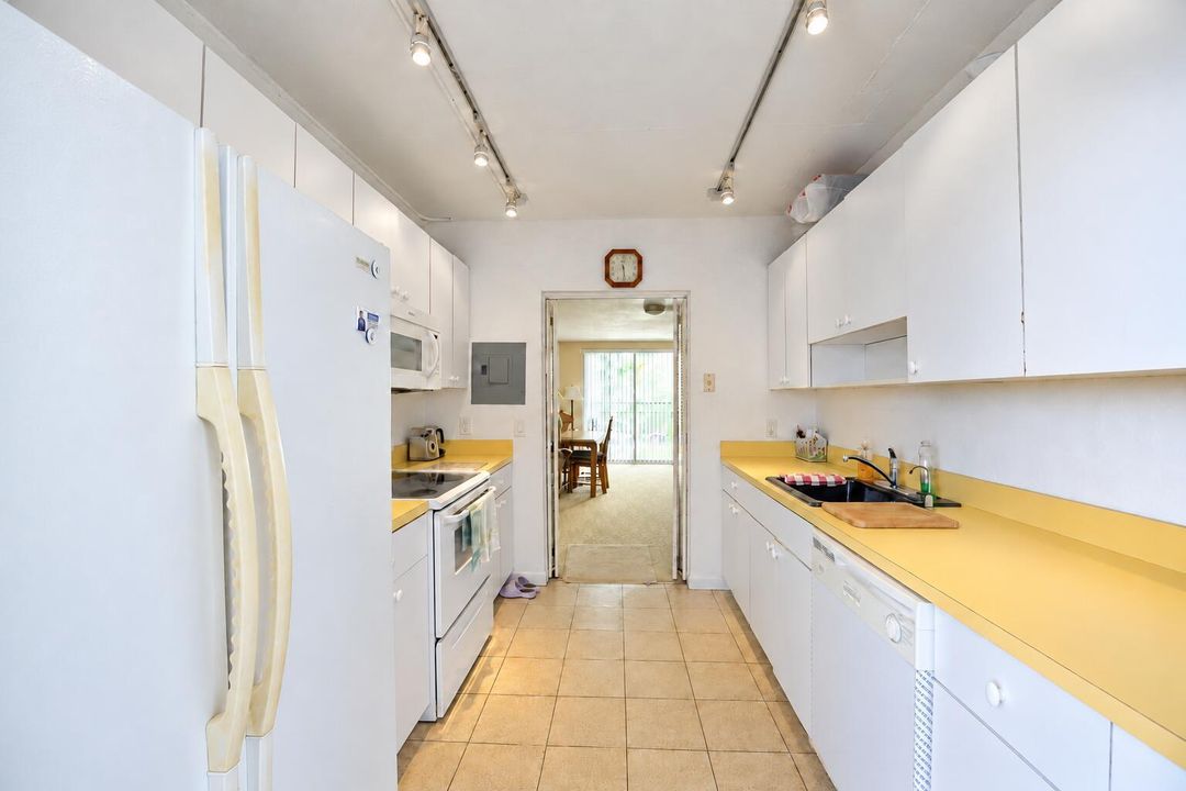 C5 kitchen