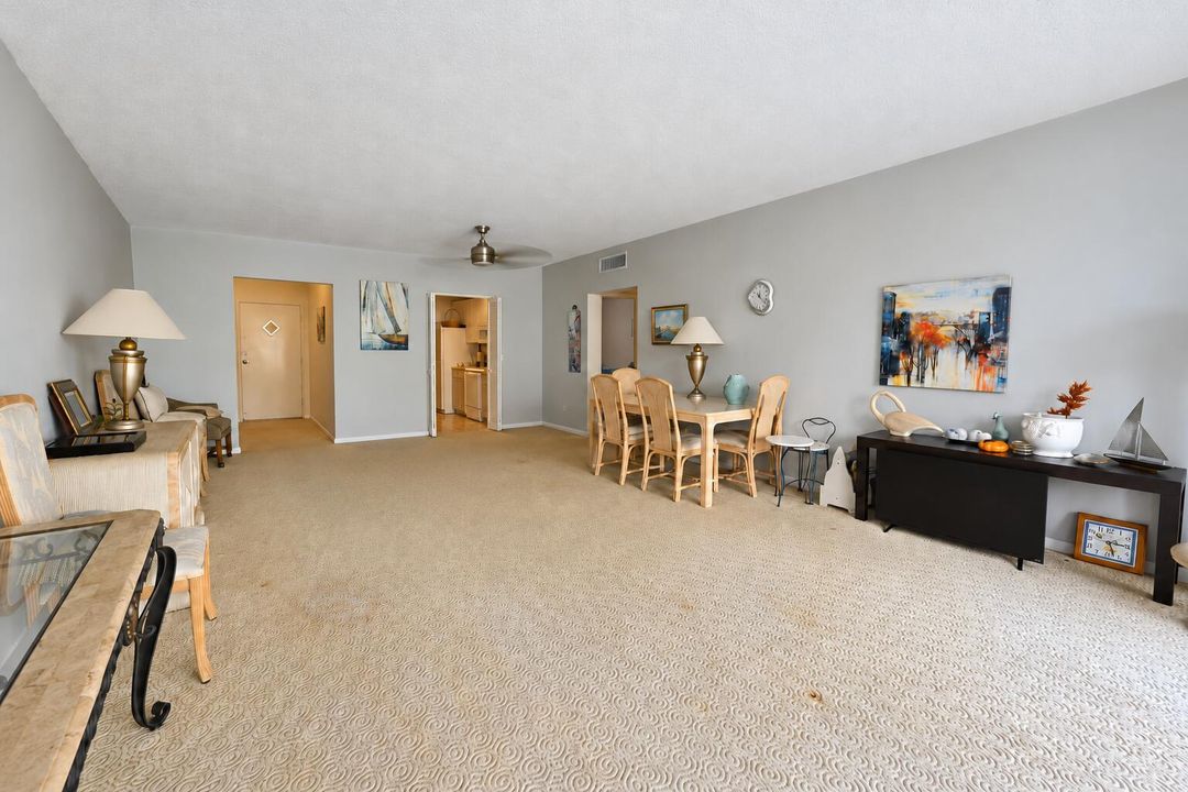 C5 living area