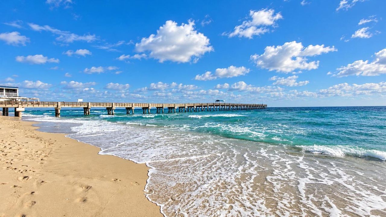 Lake Worth Beach Pier and Shoreline