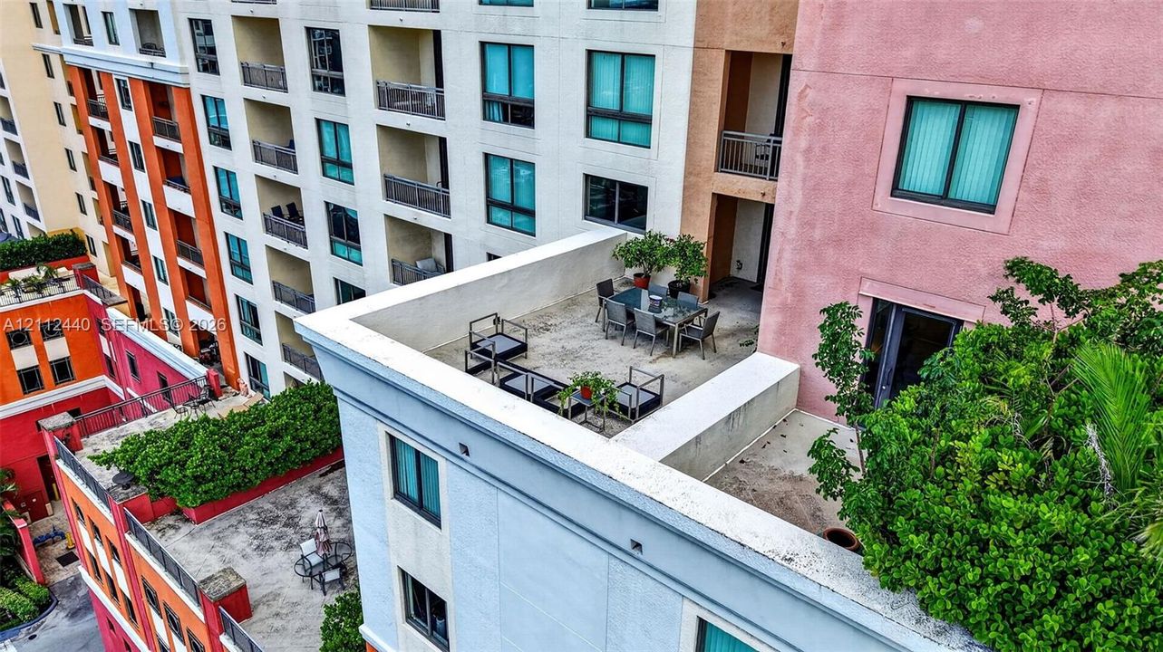 En Venta: $525,000 (2 camas, 2 baños, 1211 Pies cuadrados)