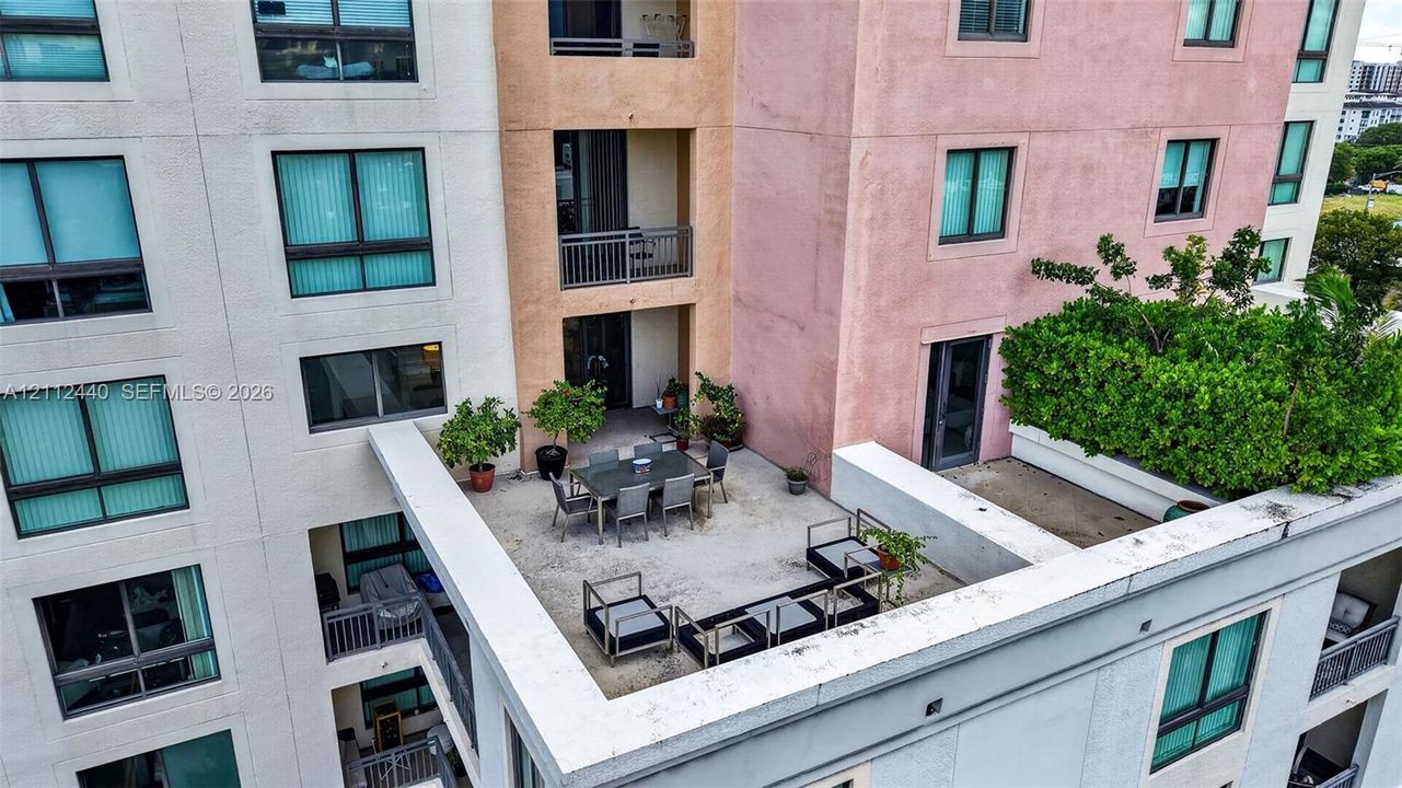En Venta: $525,000 (2 camas, 2 baños, 1211 Pies cuadrados)